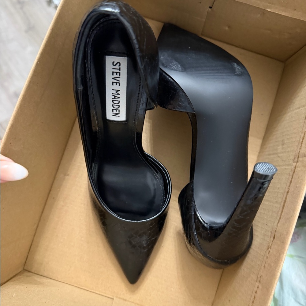 Steve Madden Black Pointed Platform Stiletto Pumps